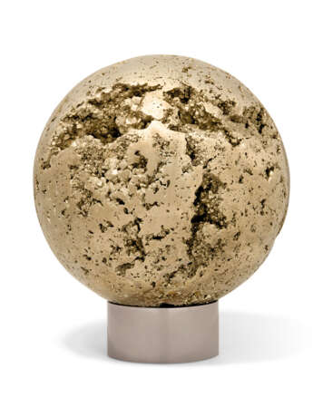 A LARGE PYRITE SPHERE - фото 1