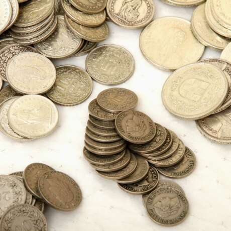Schweizer Silbermünzen, 2300g Silber fein, Umlaufmünzen - photo 3