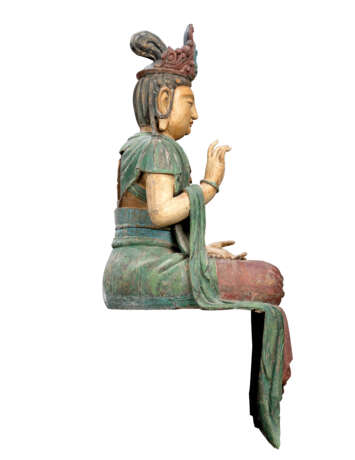 A LARGE PAINTED WOOD SCULPTURE OF A SEATED GUANYIN - photo 3