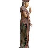 A PAINTED WOOD FIGURE OF A STANDING GUANYIN - photo 2