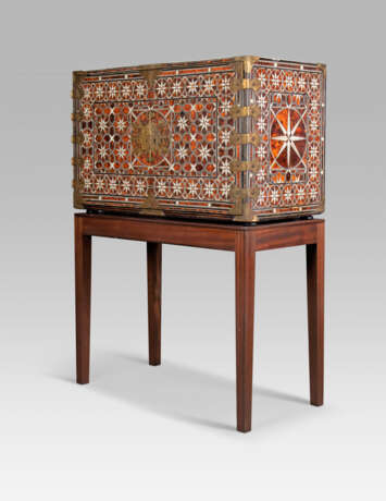 A SPANISH COLONIAL BRASS-MOUNTED AND EBONY, BONE AND TORTOISESHELL-INLAID CABINET-ON-STAND - фото 23