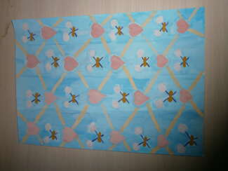Picture. Inexpensive painting. Hearts. Patterns. Wallpaper. Beautiful wallpaper for the nursery.