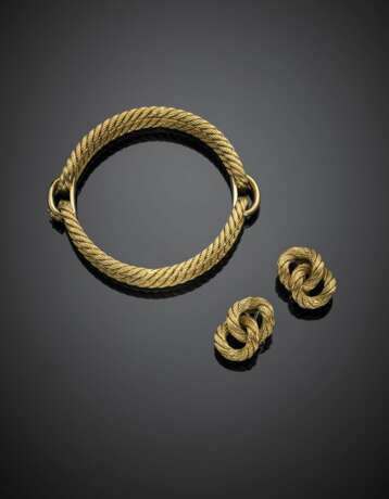 WEINGRILL | Yellow gold jewellery set comprising cuff bracelet with diam. cm 5.80 and cm 2.60 earclips - Foto 1