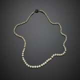 Natural salt water graduated pearl necklace with yellow gold cabochon sapphire clasp - photo 1