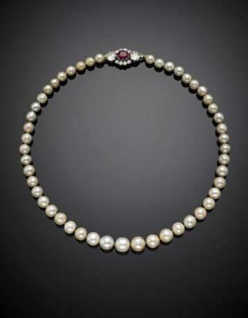 Natural saltwater graduated pearl necklace with pearl diam. from mm 7.50 to mm 11.50 circa - Foto 1