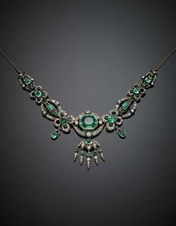 Old mine diamond and variously cut emerald silver and 9K gold devant de corsage - фото 1