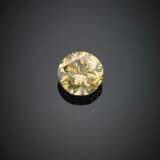 M.BUCCELLATI | Round fancy ct. 3.67 diamond and colourless diamond platinum and gold ring in all ct. 6.50 circa - Foto 3