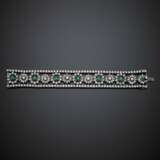 BLACK STARR & FROST | Round and marquise cut diamonds and emerald white gold bracelet - фото 2