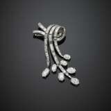 Marquise and baguette diamond white gold volute brooch in all ct. 6.70 circa - photo 1