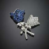 Round and tapered diamond with sapphire white gold brooch - Foto 2