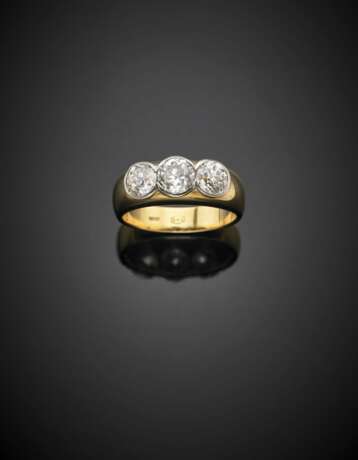 Old mine diamond yellow gold ring in all ct. 2 circa - photo 1