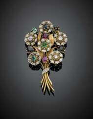 Bi-coloured chiselled gold posy brooch with old mine diamonds