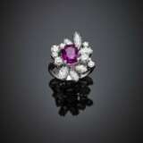 Cushion ct. 2.50 circa ruby with with round and marquise diamond white gold cluster ring - photo 1