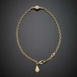Yellow gold chain bracelet accented with diamonds - фото 1