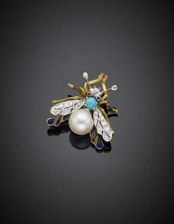 Bi-coloured gold diamond mm 9.85 circa pearl and turquoise fly brooch - фото 1