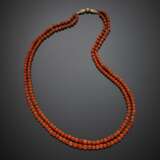 Two strand graduated red orange coral faceted bead necklace with yellow gold clasp - Foto 1