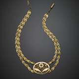 Two strand yellow gold necklace with central floral medallion - Foto 1