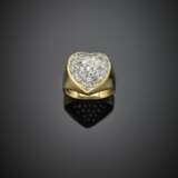 Bi-coloured gold ring with a heart shape paste pavé - photo 1