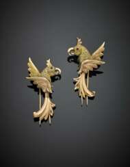 Pair of green and yellow gold parrot brooch 