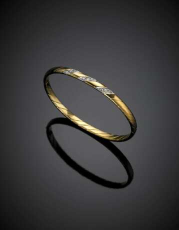 Yellow gold adjustable cuff bracelet - фото 1