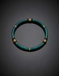 LA NOUVELLE BAGUE | Yellow gold and enamel bangle
