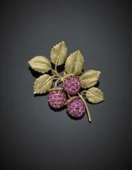 Red and yellow chased gold leaf and raspberry brooch