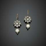 Silver and 9K gold pendant flower earrings with rose cut diamonds and mm 10 circa cultured pearls - photo 1