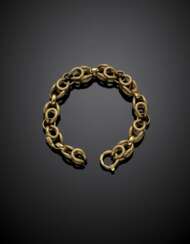 Yellow textured gold chain bracelet