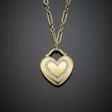 TIFFANY & CO | Yellow gold chain with cm 2.20 circa heart central accented with diamond - фото 1