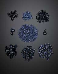 Lot of many sapphires of various size and shape in all ct. 84.20 circa.