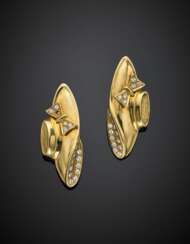 *Yellow gold diamond hat pendant earrings with diamonds in all ct. 1 circa