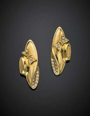 *Yellow gold diamond hat pendant earrings with diamonds in all ct. 1 circa - фото 1