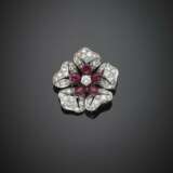 Round diamond and pear cabochon ruby white gold pansy brooch - фото 1