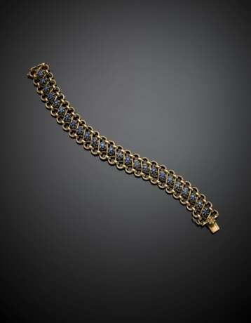 Round sapphire yellow gold interwoven bracelet - фото 1