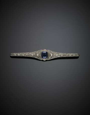 Platinum and gold diamond brooch centered by a blue paste - photo 1