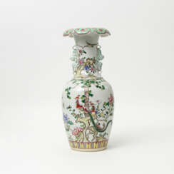 CHINA Vase, 20. Jahrhundert