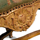 A PAIR OF REGENCE GILTWOOD FAUTEUILS - фото 8