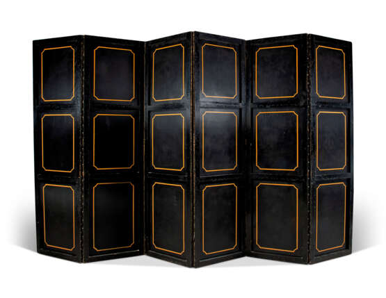 A DUTCH EMBOSSED AND PAINTED LEATHER SIX-FOLD SCREEN - photo 2