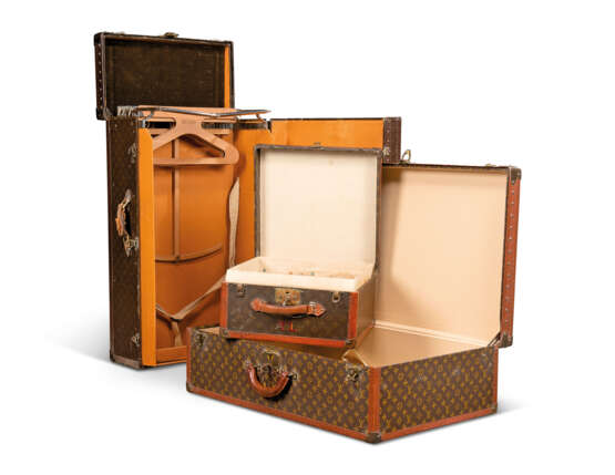 THREE LOUIS VUITTON LUGGAGE TRUNKS - photo 2