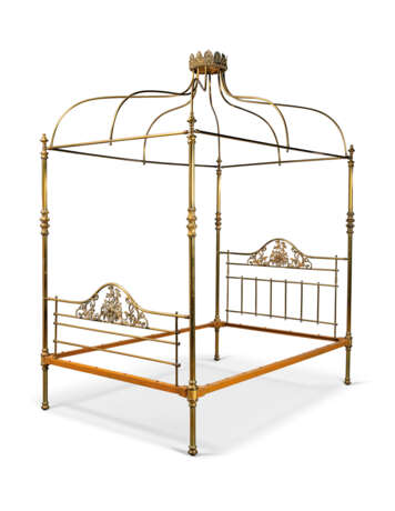 A FRENCH BRASS CAMPAIGN BED - Foto 5