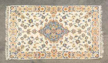Orientteppich. NAIN / PERSIEN, 20. Jahrhundert, ca. 170x106 cm