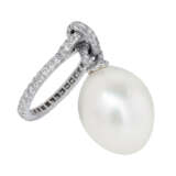 JAR. MOUNTED BY JAR DIAMOND AND CULTURED PEARL RING - фото 1
