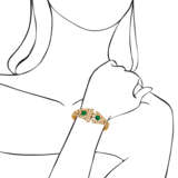 Chaumet. CHAUMET EMERALD AND DIAMOND NECKLACE, BRACELET, EARRING AND RING SUITE - photo 10