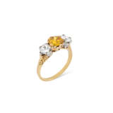EARLY 20TH CENTURY COLOURED DIAMOND AND DIAMOND RING WITH GIA REPORT - Foto 1