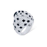 Cartier. CARTIER ONYX AND DIAMOND 'PANTHÈRE' RING - фото 1