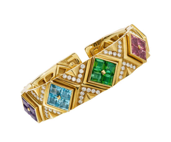 Bulgari. BULGARI MULTI-GEM 'CARRÉ' NECKLACE AND BANGLE SET - photo 5