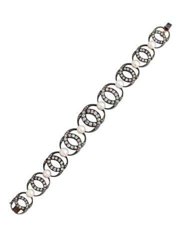 LATE 19TH CENTURY DIAMOND AND CULTURED PEARL BRACELET - photo 1