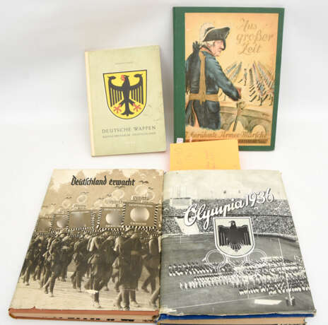 BÜCHER-KONVOLUT "SOLDATENTUM",teils farbige Abbildungen, Drittes Reich/BRD 1935- 1971 - Foto 1