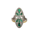 Ring mit Smaragden und Diamanten - photo 3