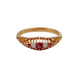 Ring mit 3 Rubinen und 2 Altschliffdiamanten - Foto 2